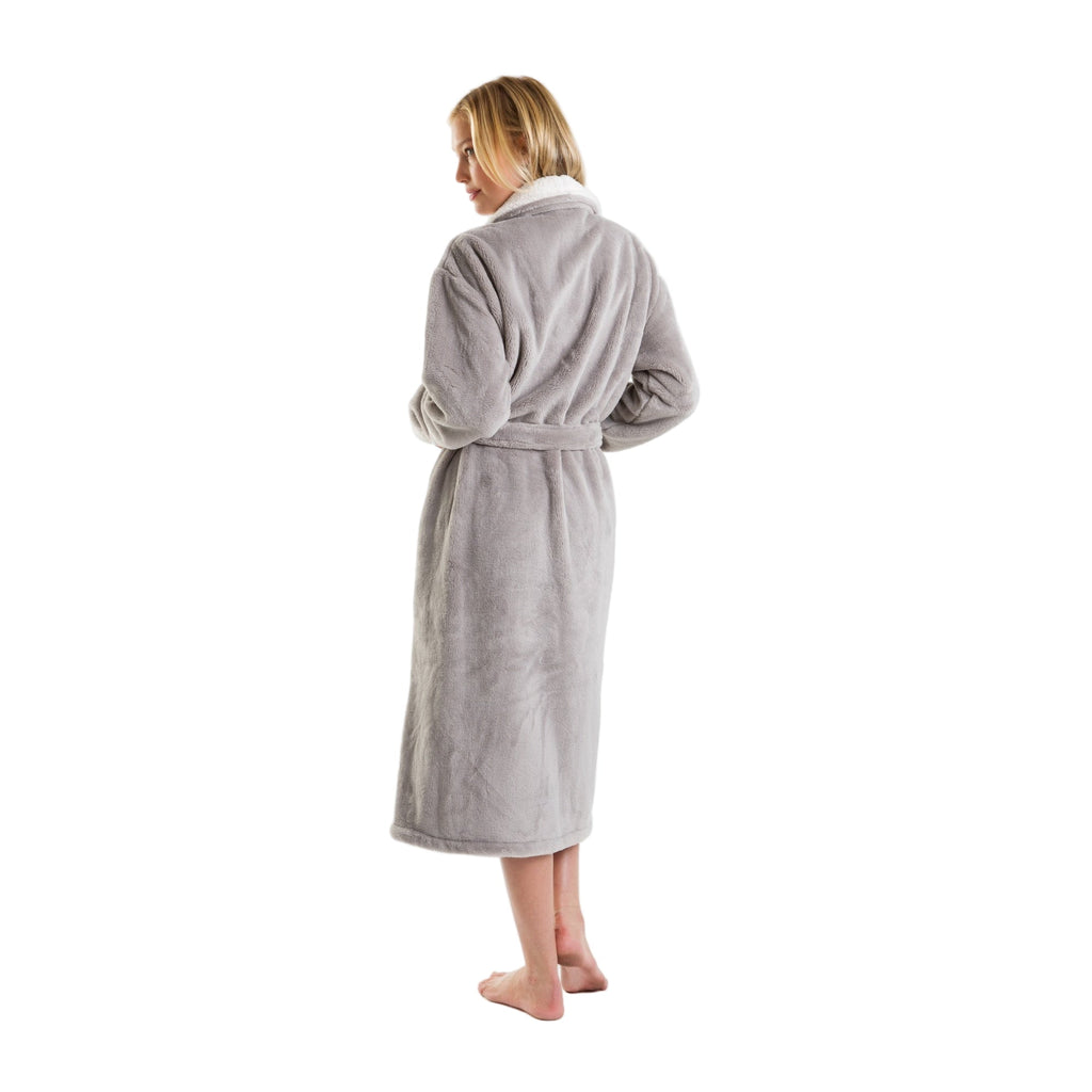 Cloud Soft Sherpa Fleece Robe